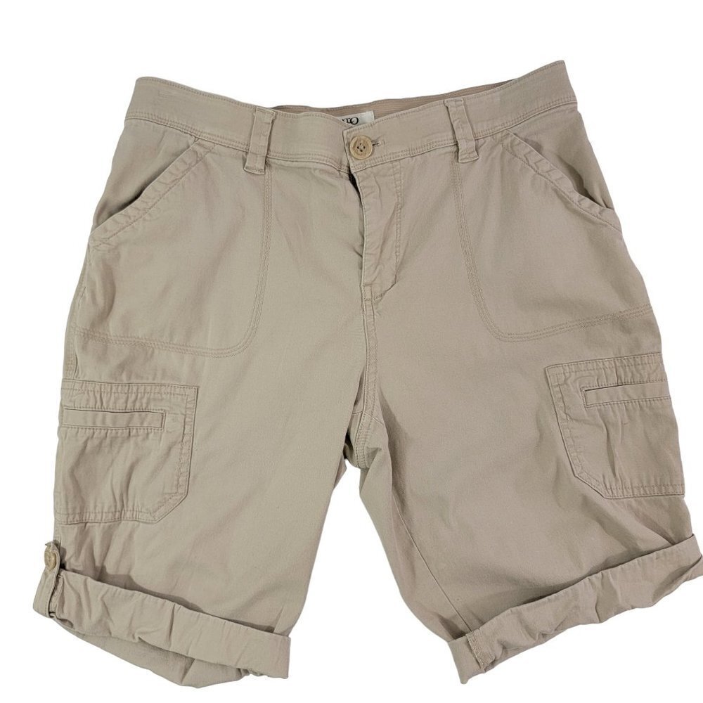 Cato Women’s Cuff Hem Multi-Pocket Outdoors Khaki Cargo Shorts - Size 6